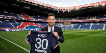 net worth of lionel messi