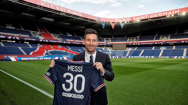 net worth of lionel messi