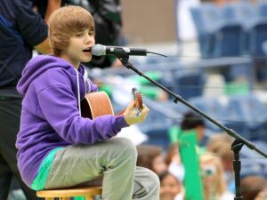net worth of justin bieber