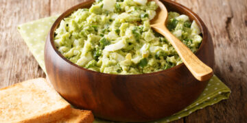 avocado egg salad