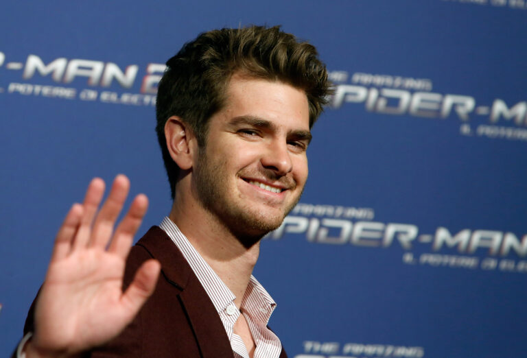 the net worth of andrew garfield in 2021